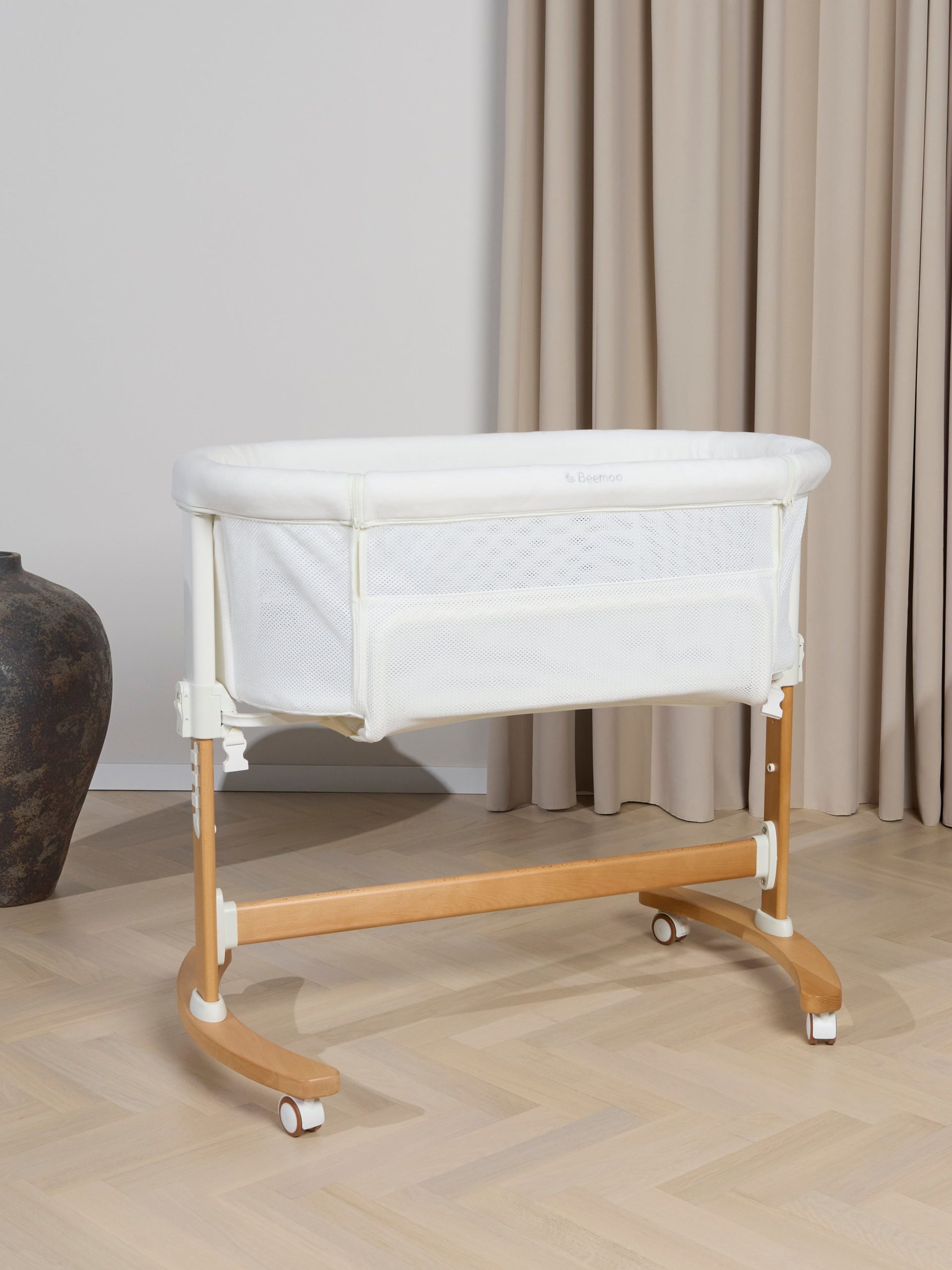 Beemoo CARE Nordic bedside crib